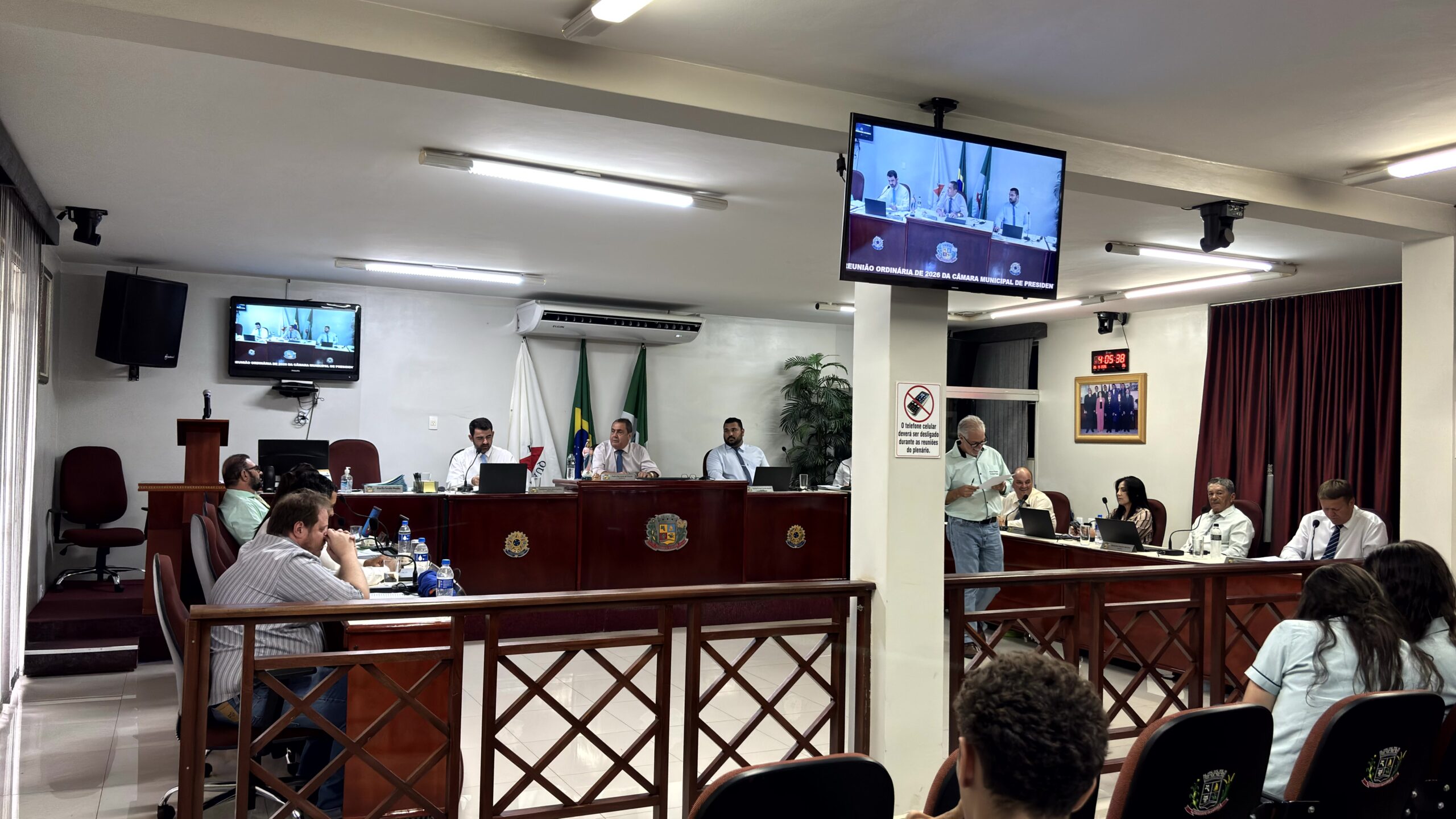Câmara de Presidente Olegário aprova projetos nas áreas de educação, regularização fundiária e isenção de IPTU para imóveis afetados pelas chuvas