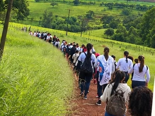 Caminhada em devoção a Maria será realizada no dia 27 de setembro em Patos de Minas