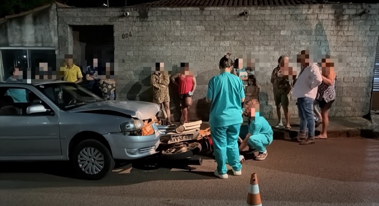 Motociclista fica gravemente ferido após avançar parada obrigatória e ser atingido por automóvel em Lagoa Formosa