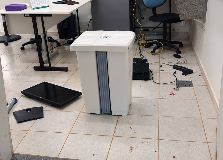 Briga dentro de PSF termina com agente de saúde esfaqueada em Lagoa Grande; homem é detido