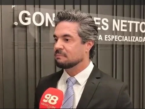 Advogado de médico suspeito de crime sexual afirma confiar na inocência do cliente; investigado responderá em liberdade