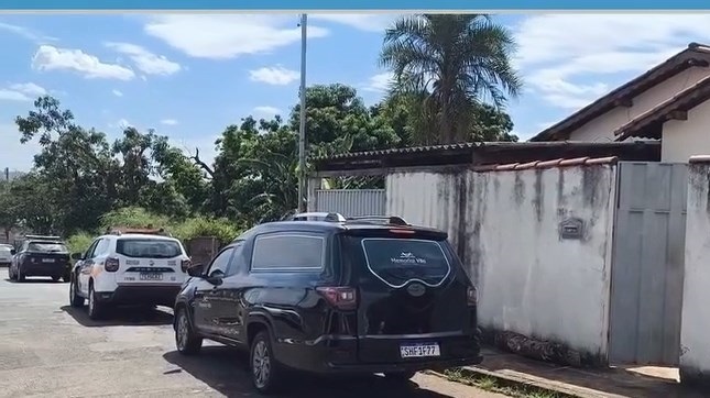 Após denúncia de feminicídio, mulher é encontrada morta dentro de casa em Patos de Minas