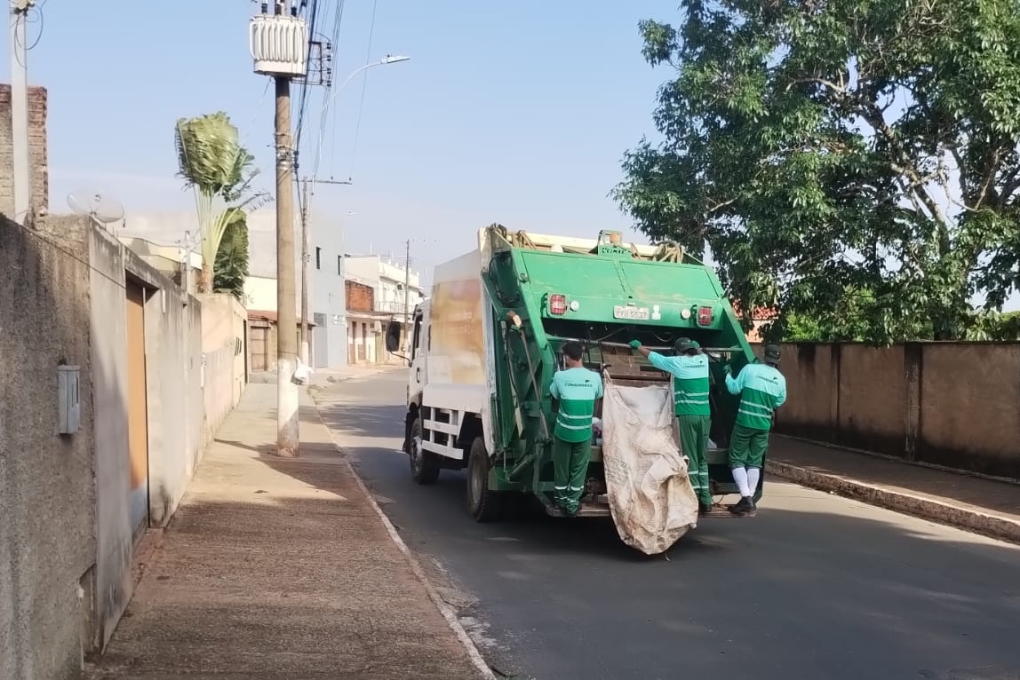 Presidente Olegário tem nova empresa na coleta de lixo; moradores devem ficar atentos aos horários